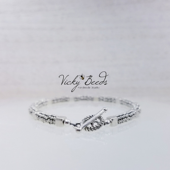 Ladies Handmade Silver Toggle Bracelet - Picture 6 of 9